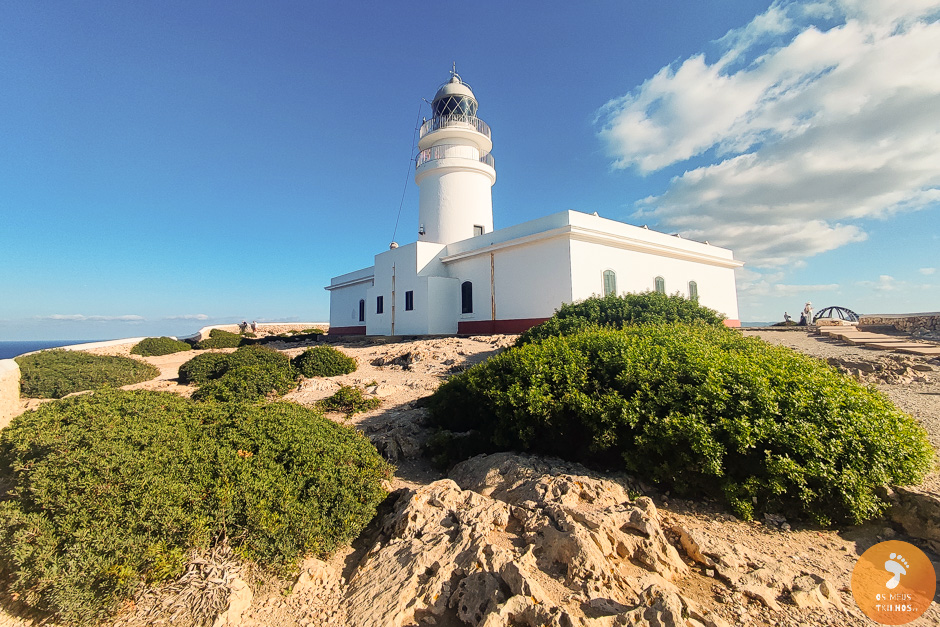 Farol de Cavalleria, na costa norte de Menorca